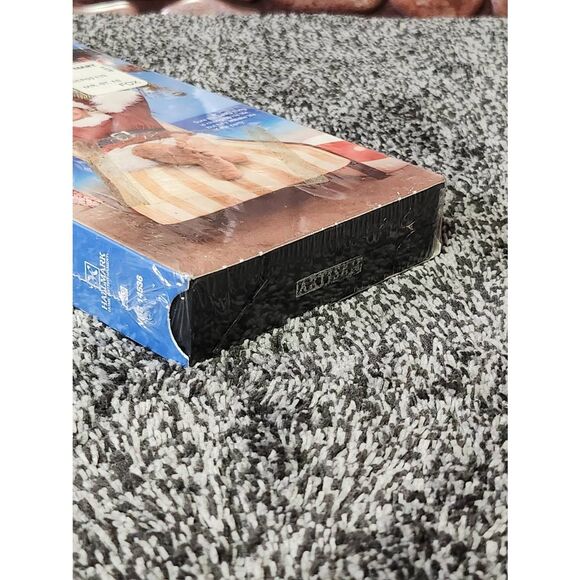 Sealed VHS Hallmark Mr. St Nick #A92 - Picture 5 of 5